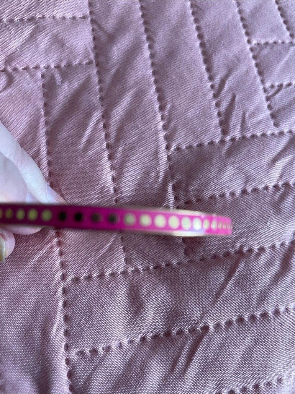 Kate Spade  Pink Gold-Tone Women’s Bangle Has Scratches on around edges - Picture 4 of 6